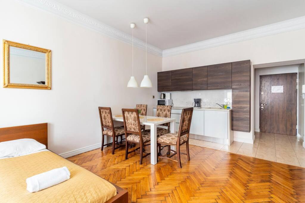 Florianska Glamour Apartments Cracóvia Exterior foto